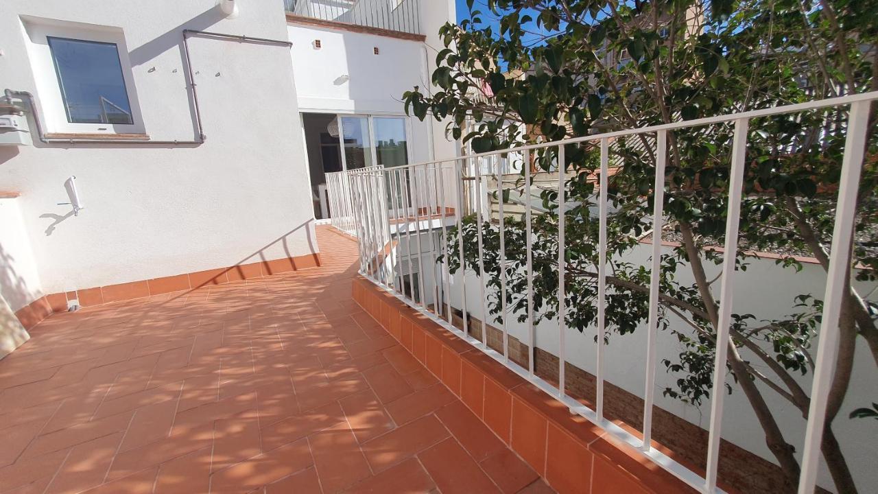 Apartamento Nuevo En Terrassa Centro Экстерьер фото