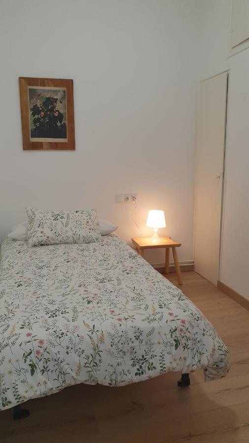 Apartamento Nuevo En Terrassa Centro Экстерьер фото