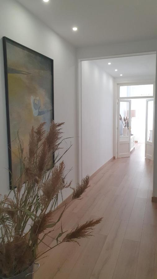 Apartamento Nuevo En Terrassa Centro Экстерьер фото