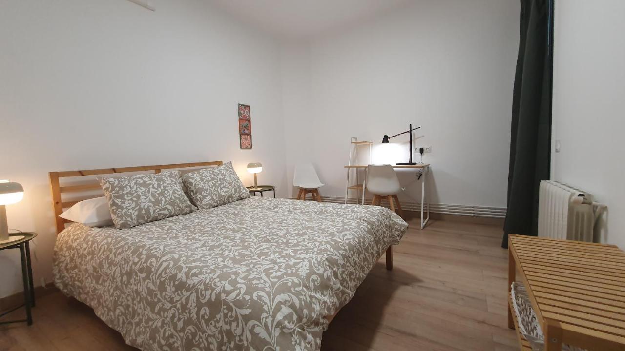 Apartamento Nuevo En Terrassa Centro Экстерьер фото
