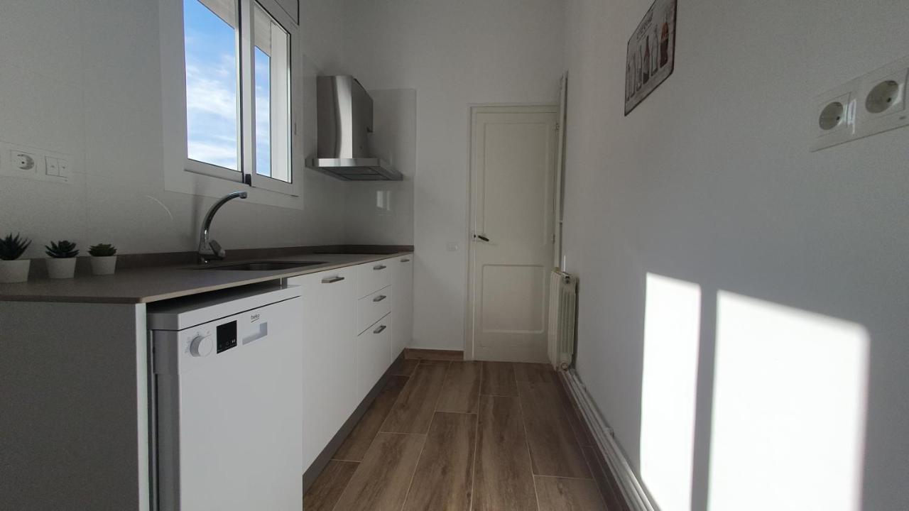 Apartamento Nuevo En Terrassa Centro Экстерьер фото